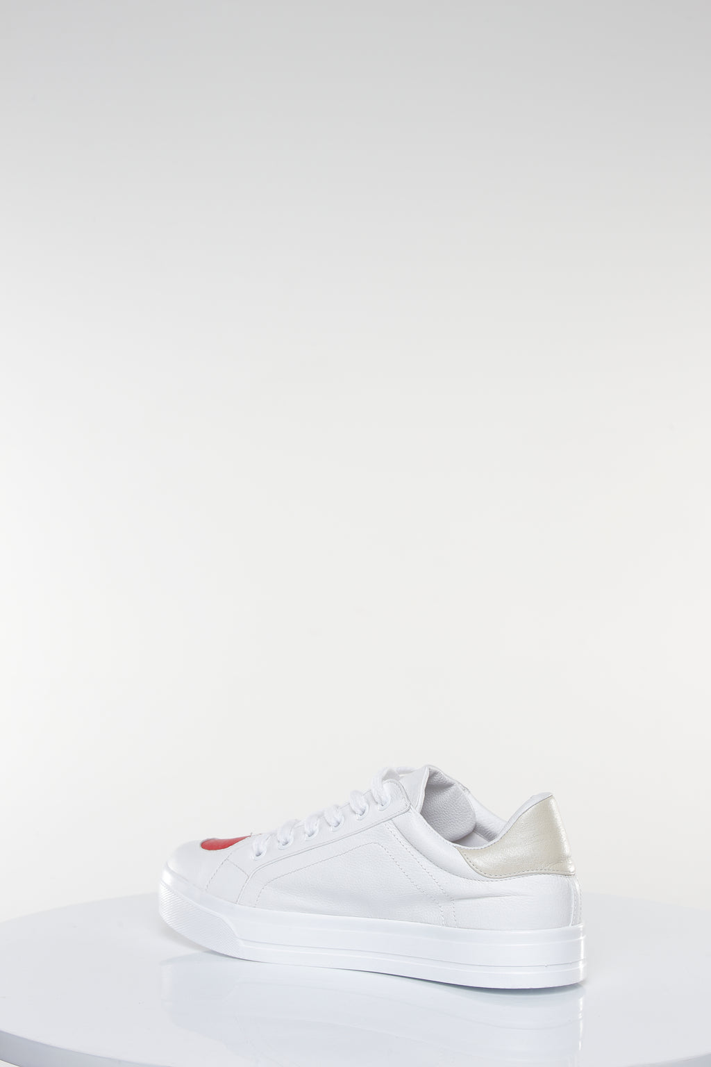 LOVE LOW-TOP (2018) EDICIÓN CORAZÓN DELANTERO