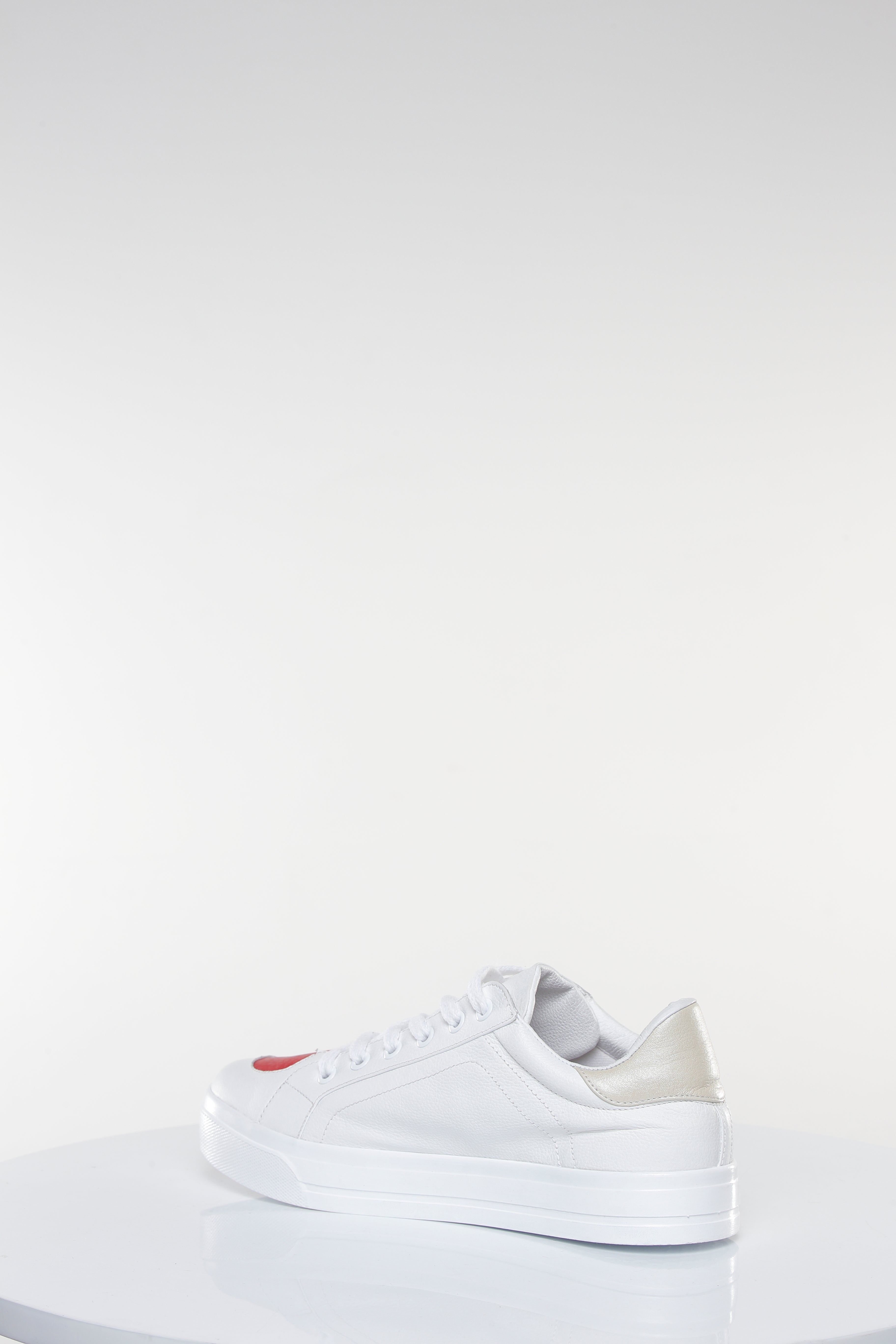 LOVE LOW-TOP (2018) EDICIÓN CORAZÓN DELANTERO