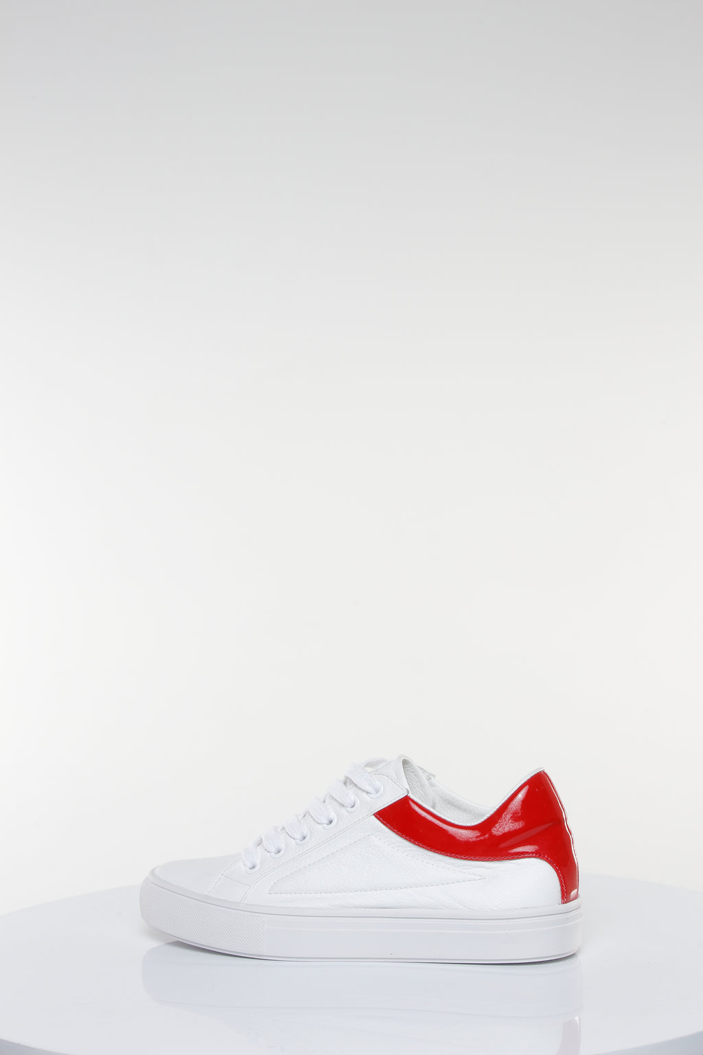 LOVE LOW-TOP (2018) EDICIÓN ESPALDA ROJA