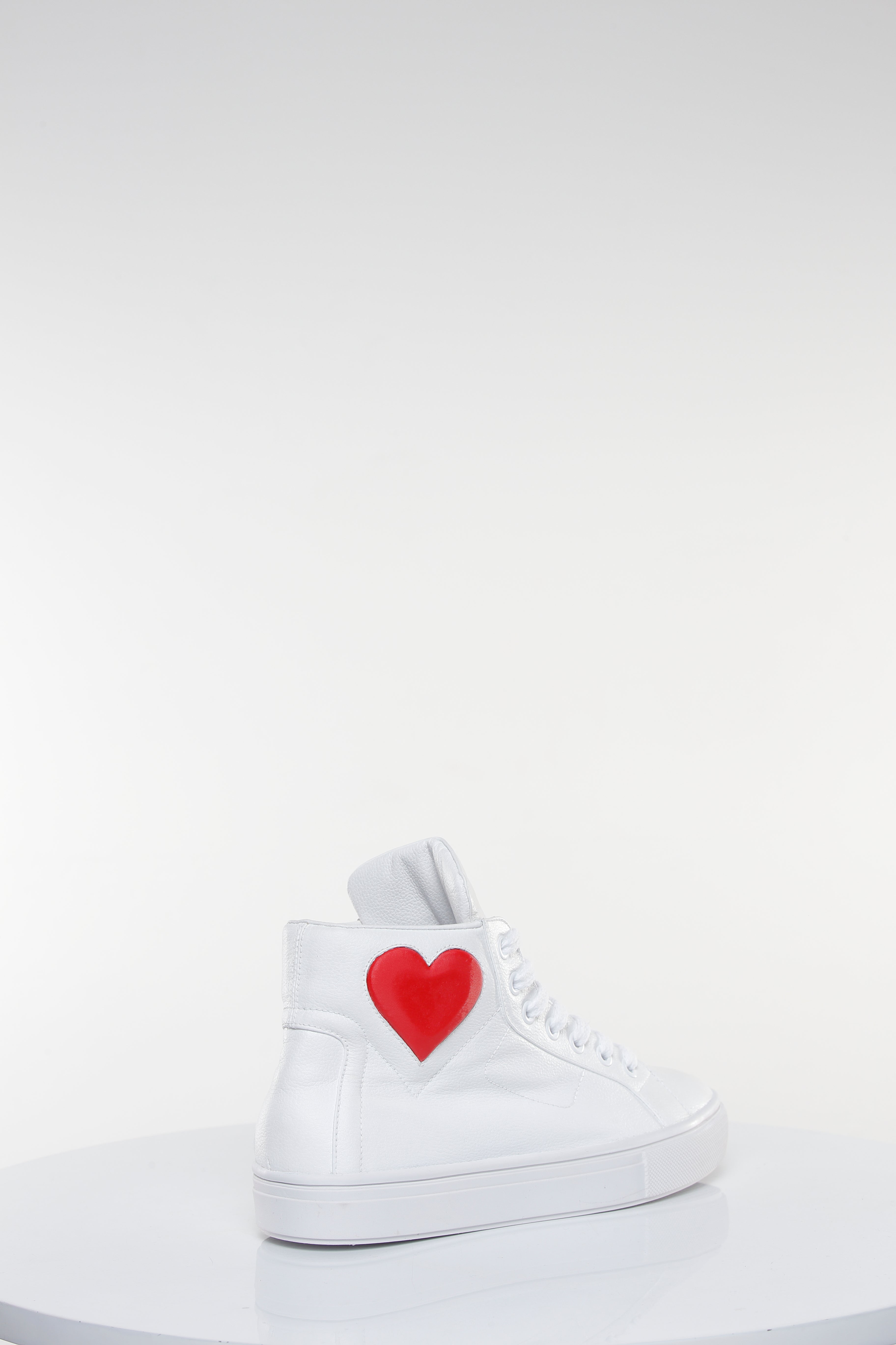 LOVE HIGH–TOP (2018) EDICIÓN CORAZÓN ROJO