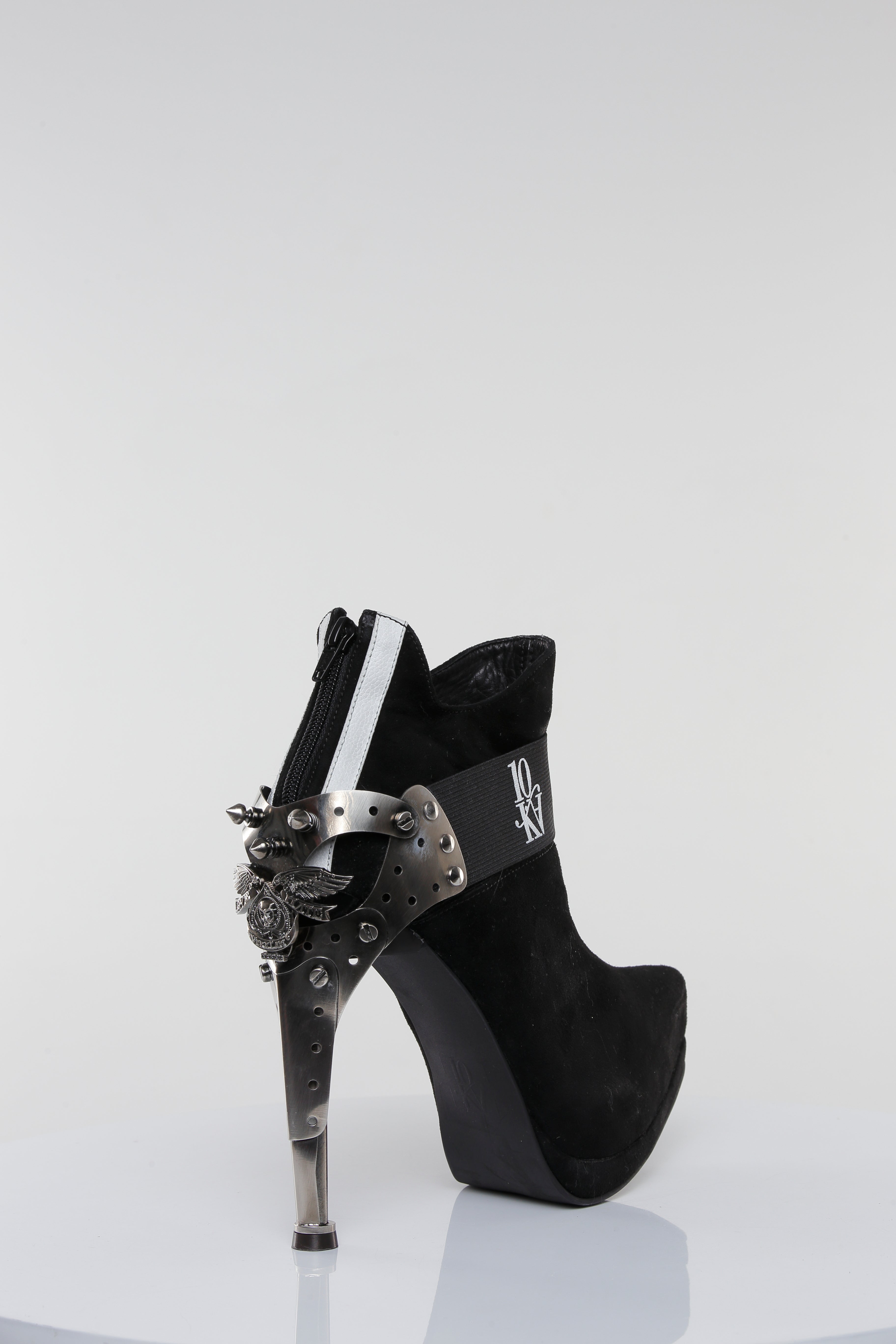 Bota de tacón de aguja 10KA “Cyber-Spine”